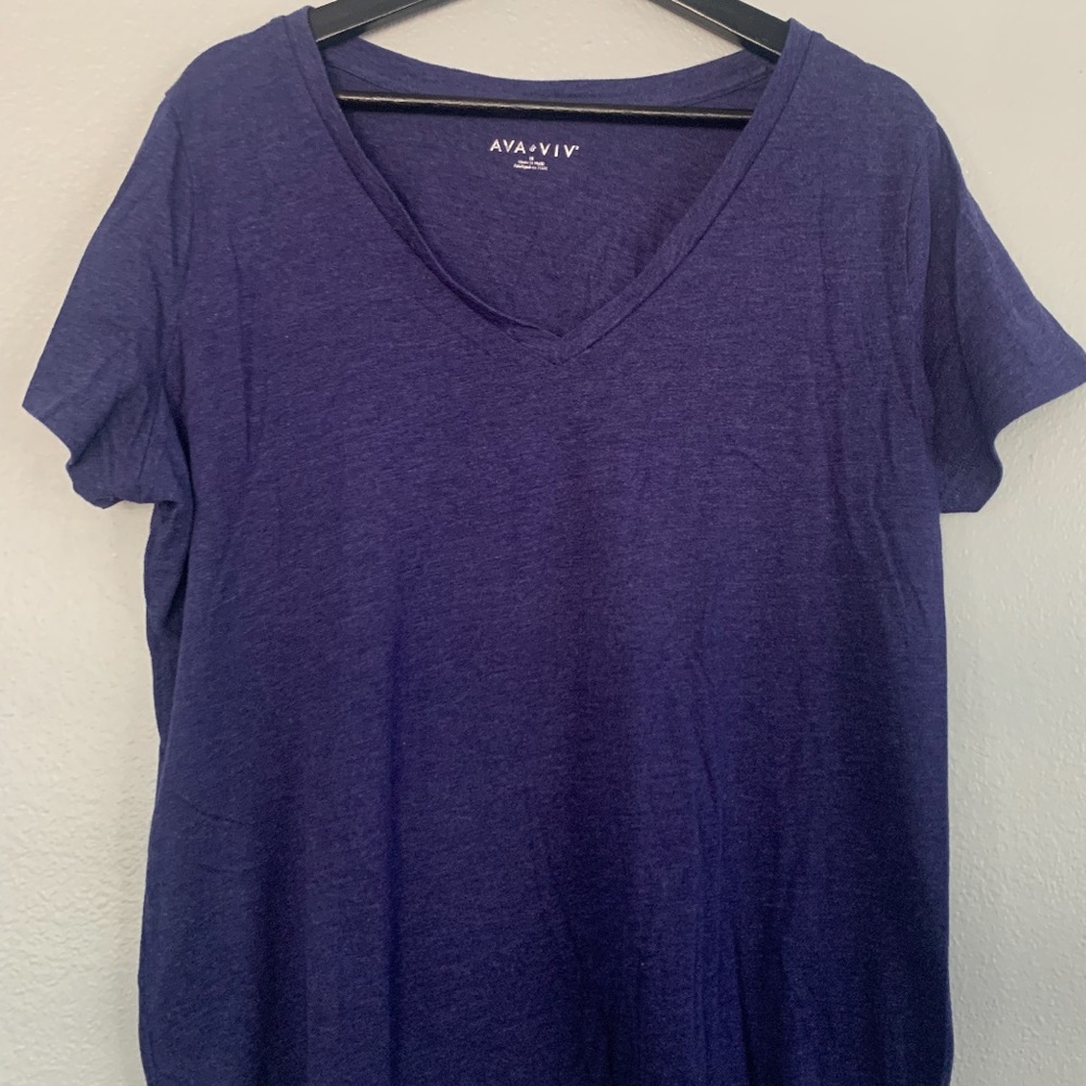 Ava & Viv Short Sleeve V Neck Tee size 1X